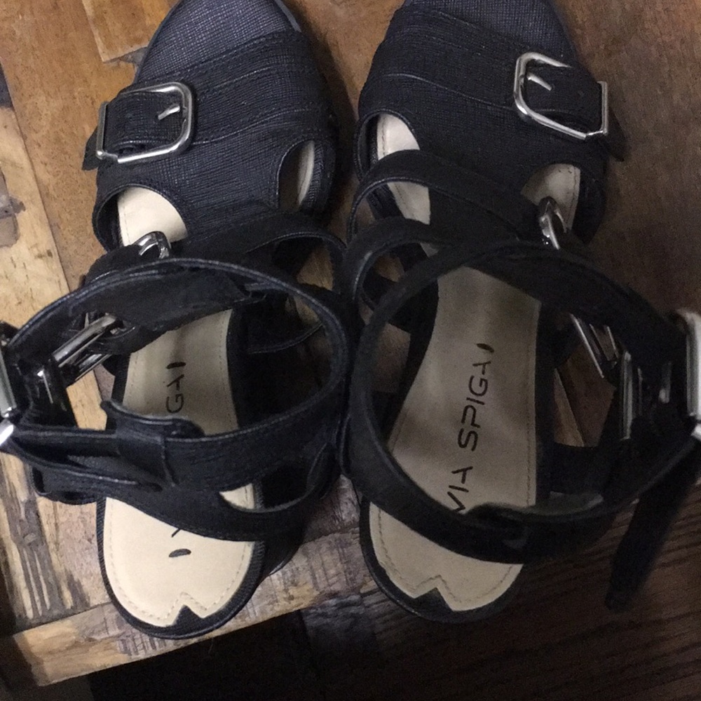 Sandals - Picture 6 of 6